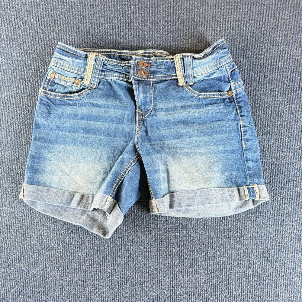 Ariya Jeans Womens Blue Denim‎ Cuffed Shorts Embroidered Pockets Size 5/6